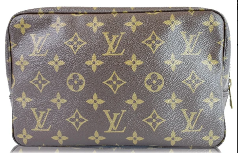 Louis Vuitton 8 Monogram Eclipse Leather Face mask use together with  another 4 Layers Face mask